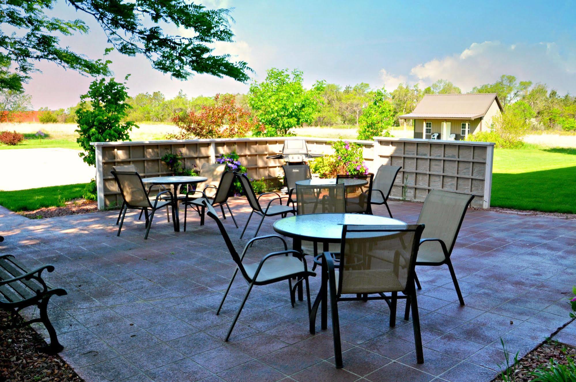 The Niobrara Lodge Valentine Exterior foto